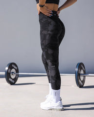 Black-Camo