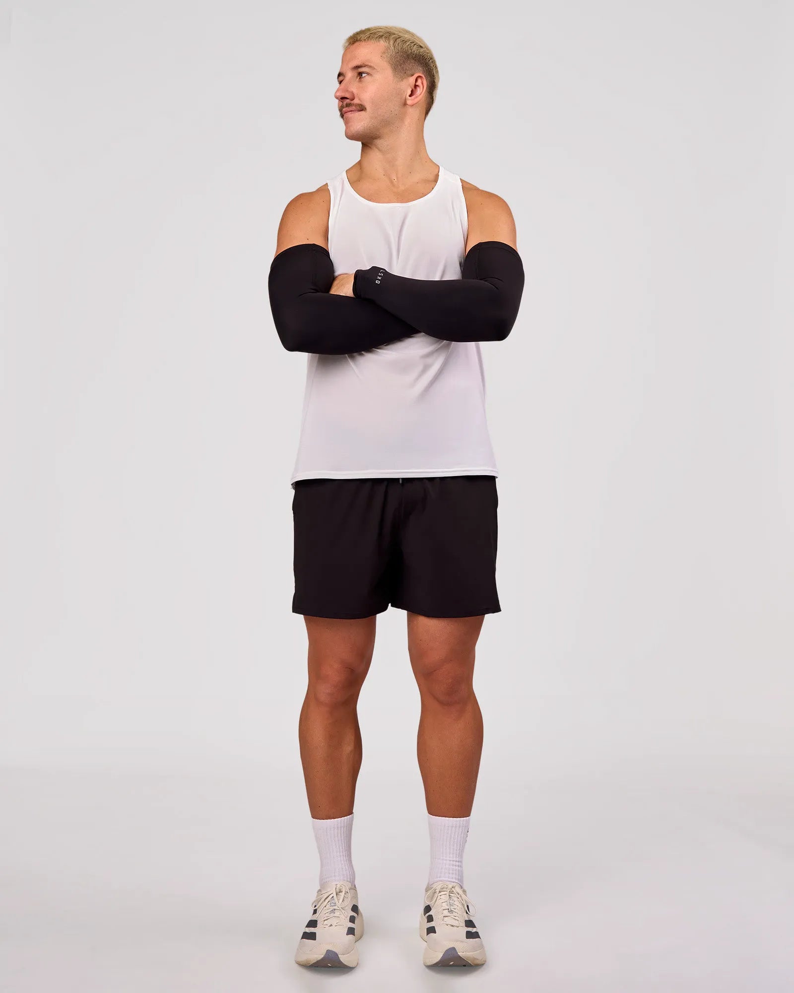 Pace Run Sleeves - Black | Running Arm Sleeves