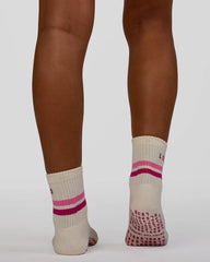 Off White-Ultra Fuchsia