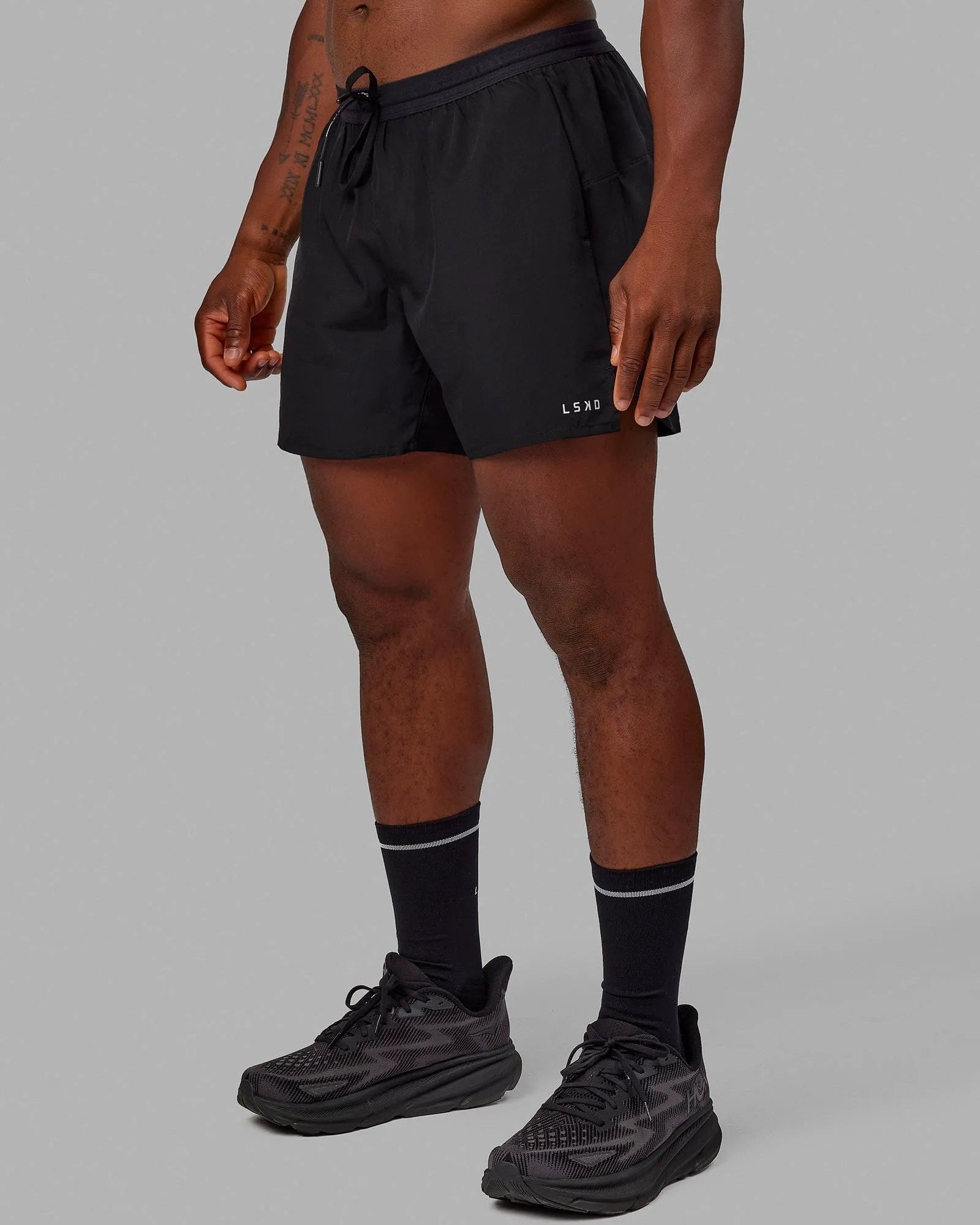 Black-Reflective