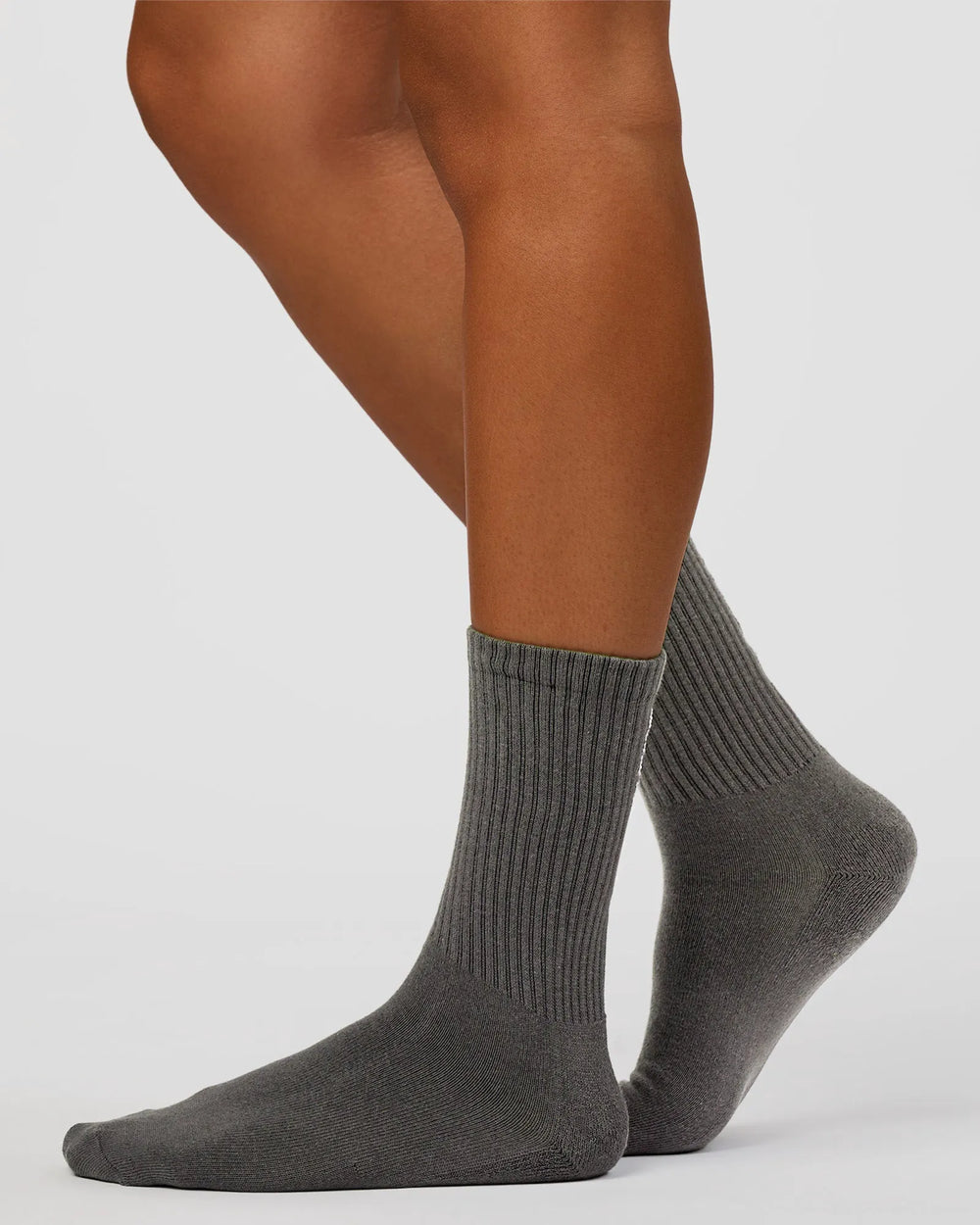 Dark Storm-Cocoa Powder-White