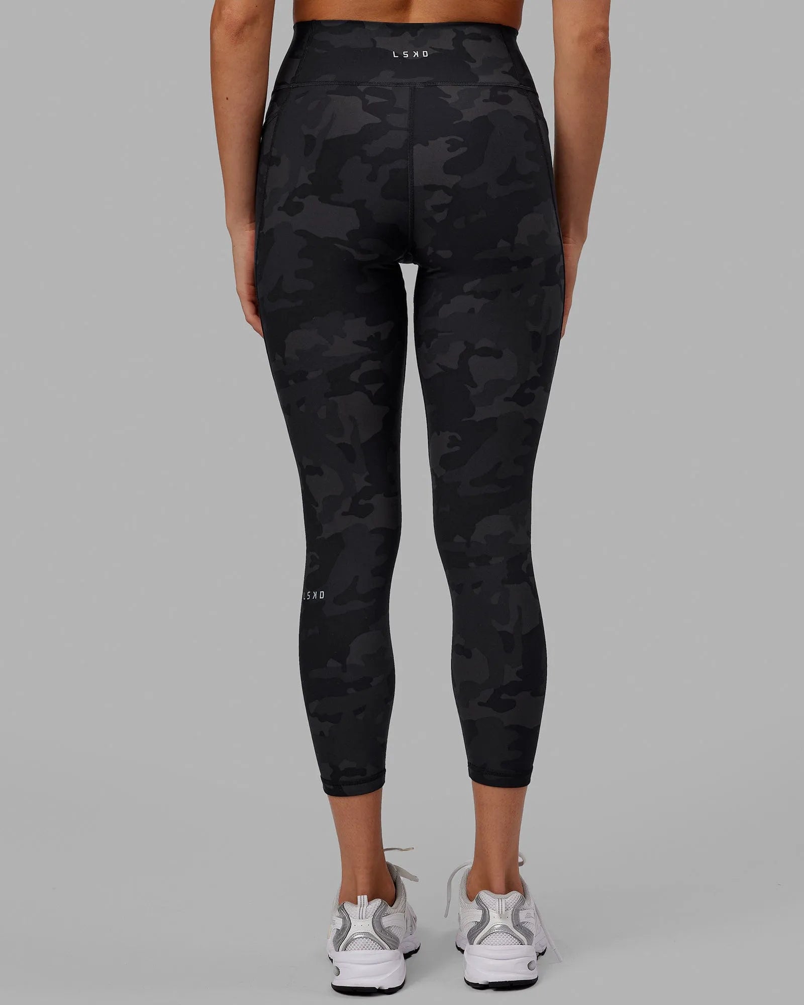 Black-Camo