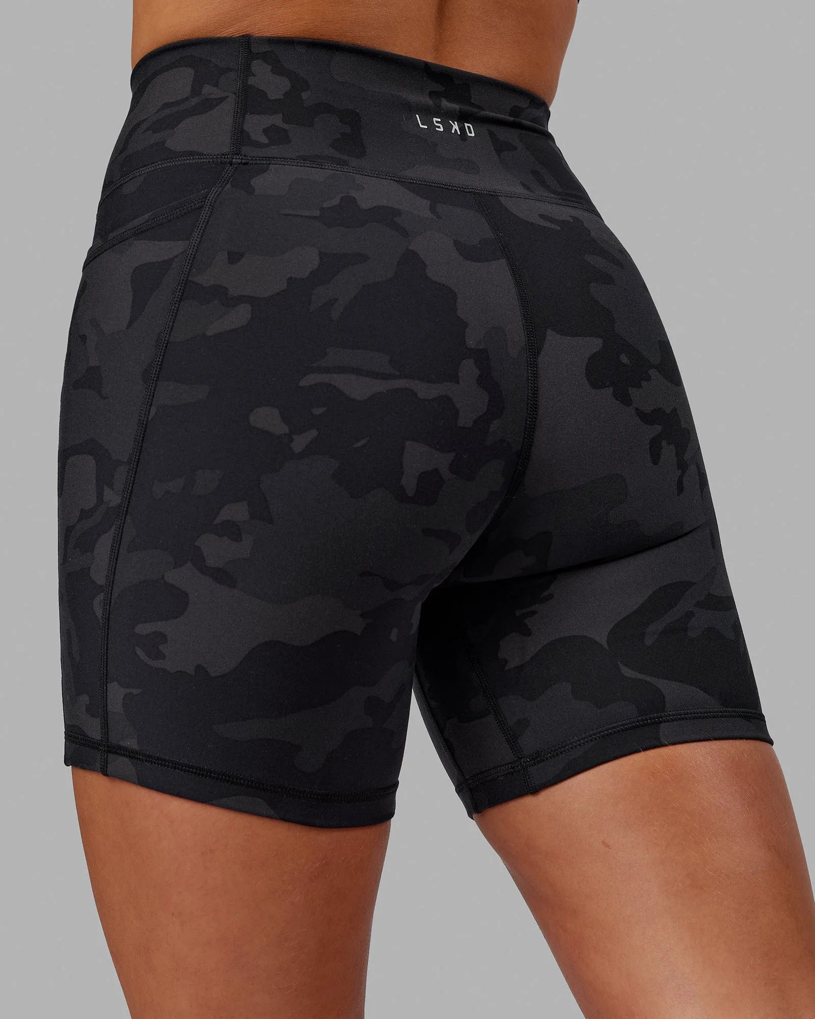 Black-Camo