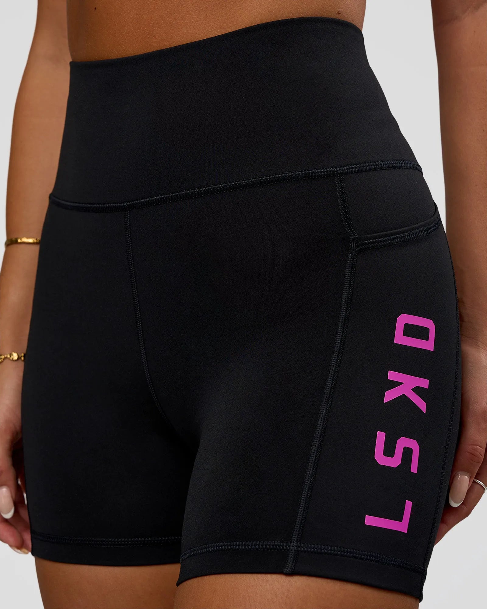 Black-Ultra Fuchsia