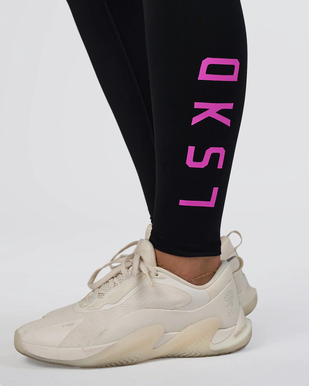 Black-Ultra Fuchsia