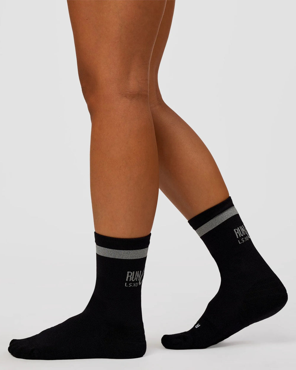 Black-Reflective