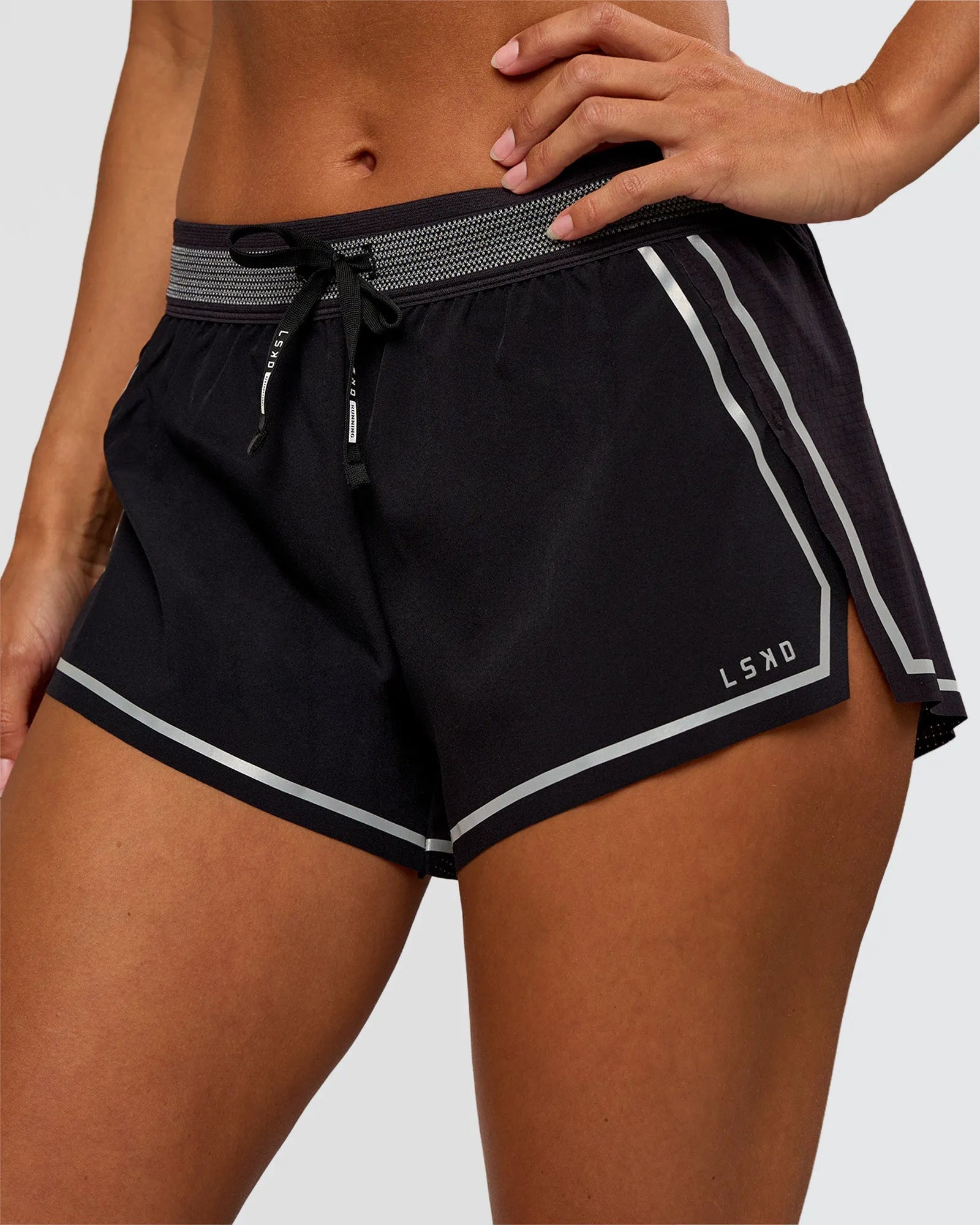 Black-Reflective