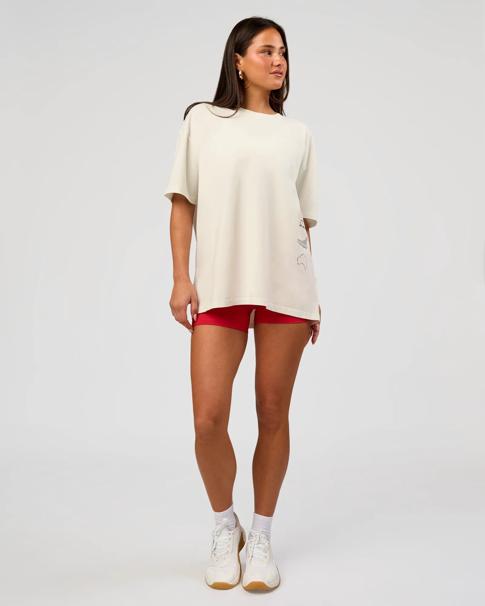 Off White Washed-Scarlet