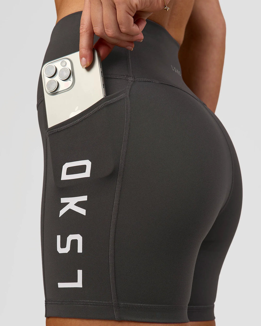 Onyx-White