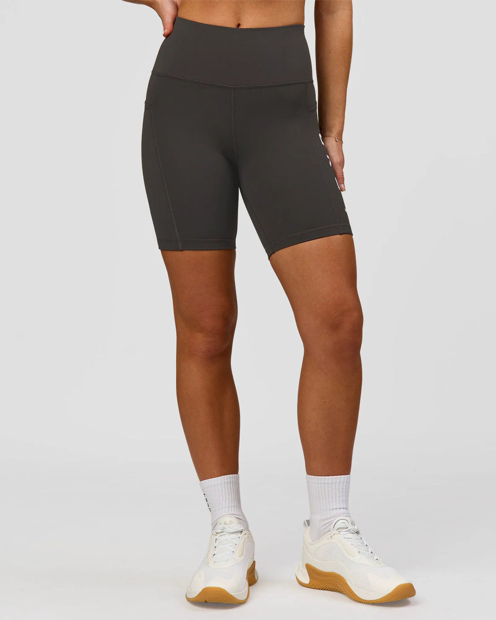 Onyx-white